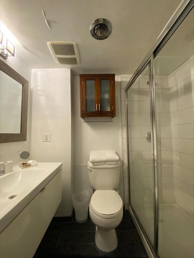 Lovely Condo แวนคูเวอร์ ภายนอก รูปภาพ